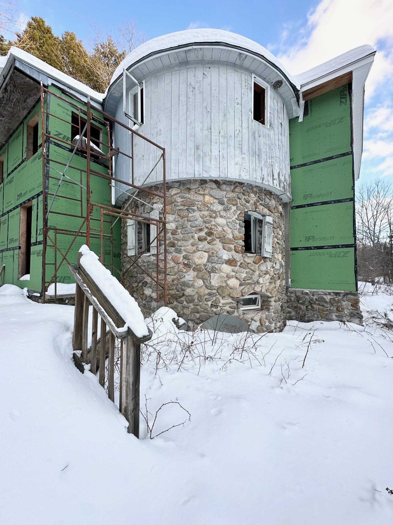 34 New Road Weare, NH 03281 - Photo 2 of 27