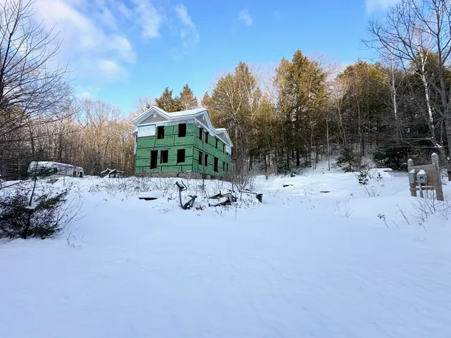 $299,900 | 34 New Road, Weare, NH 03281