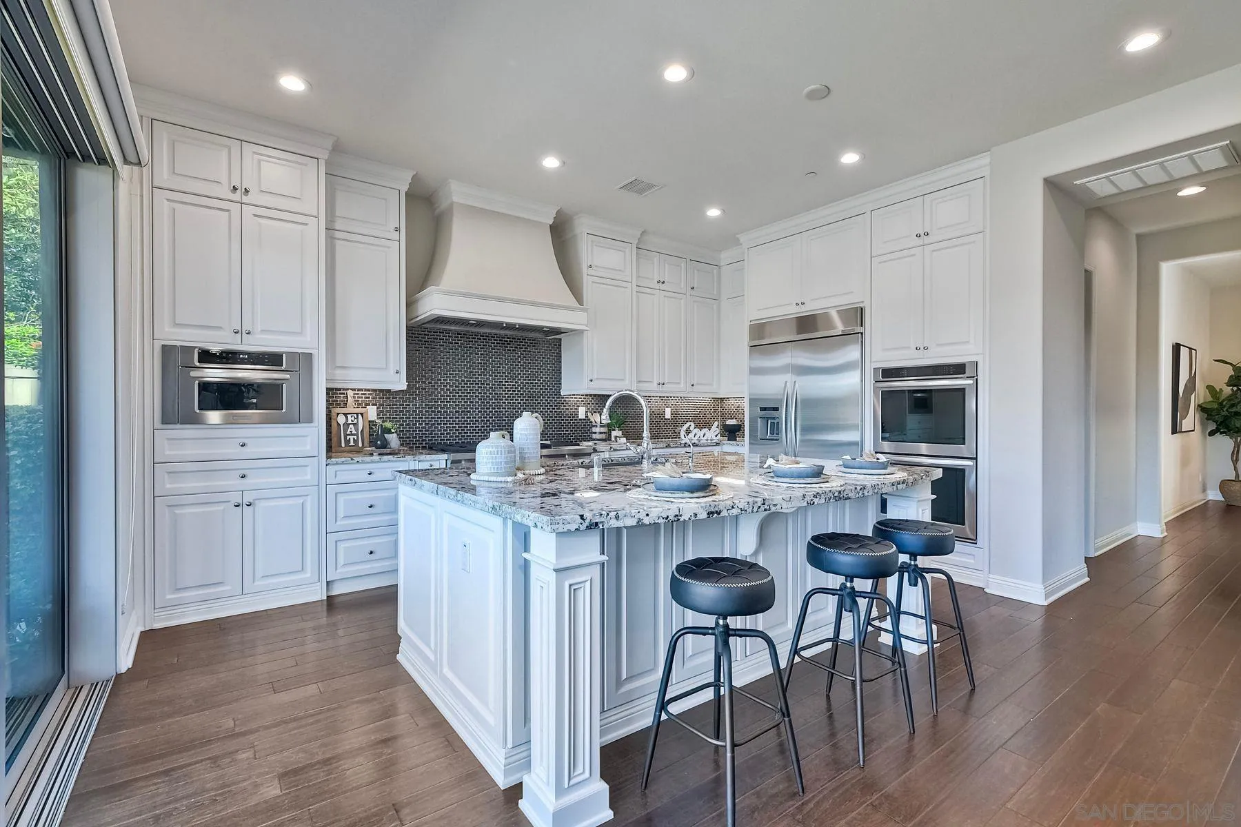 15738 Tanner Ridge Road San Diego, CA 92127 - Photo 10 of 40 Gallery Image 10