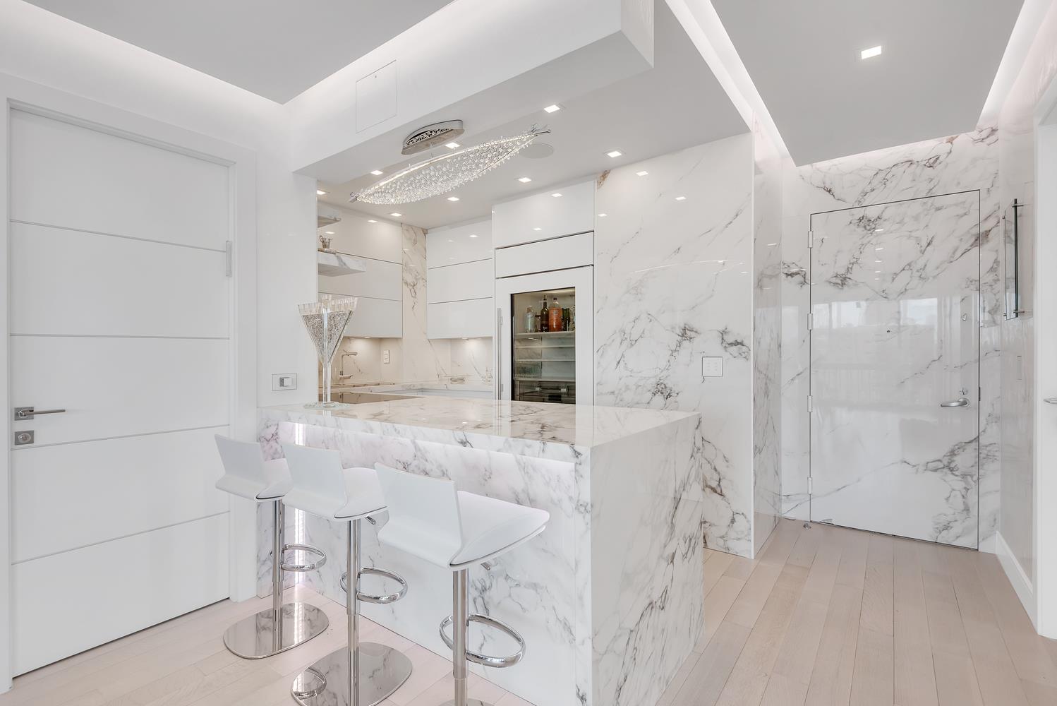 200 East 69th Street, Unit 31A Manhattan, NY 10021 - Photo 6 of 19