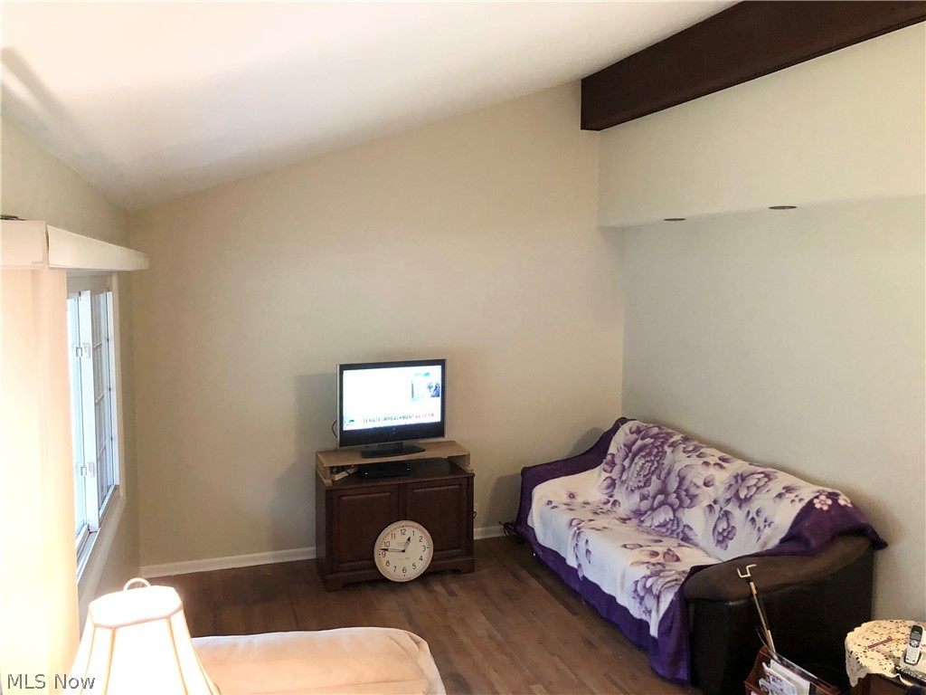 7780 Carter Road Northfield, OH 44067 - Photo 4 of 26 Gallery Image 4