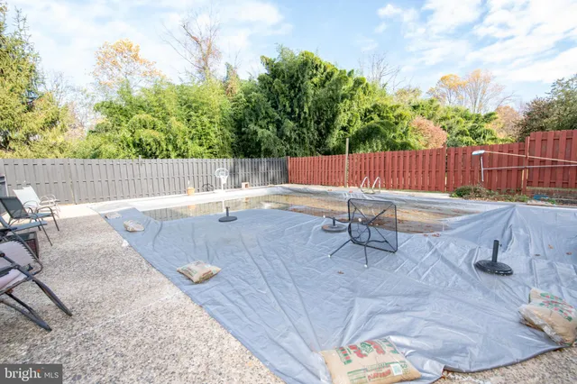 $949,900 | 339 Pepper Road, Huntingdon Valley, PA 19006