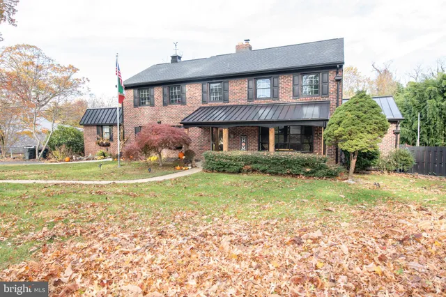 $949,900 | 339 Pepper Road, Huntingdon Valley, PA 19006
