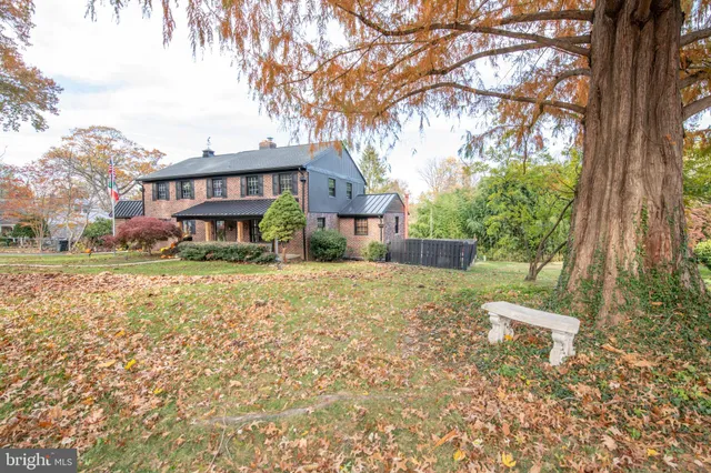 $949,900 | 339 Pepper Road, Huntingdon Valley, PA 19006