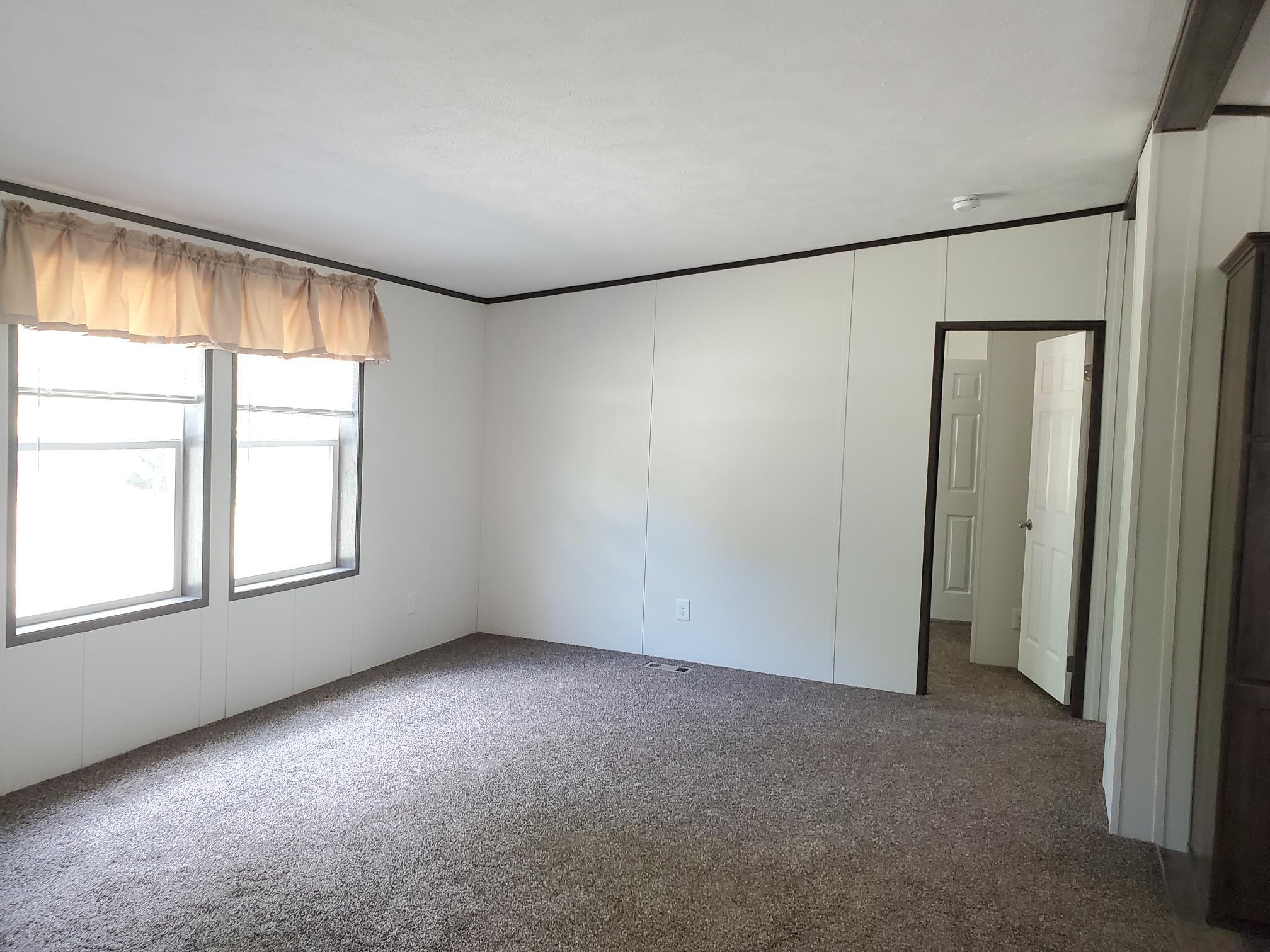212 Gore Road Oxford, ME 04270 - Photo 9 of 29 20210831_130944