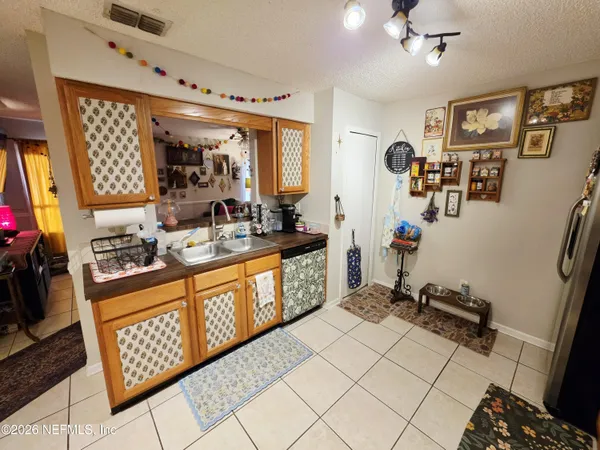 $1,595 | 5671 Ellis Trace Drive, Jacksonville, FL 32205