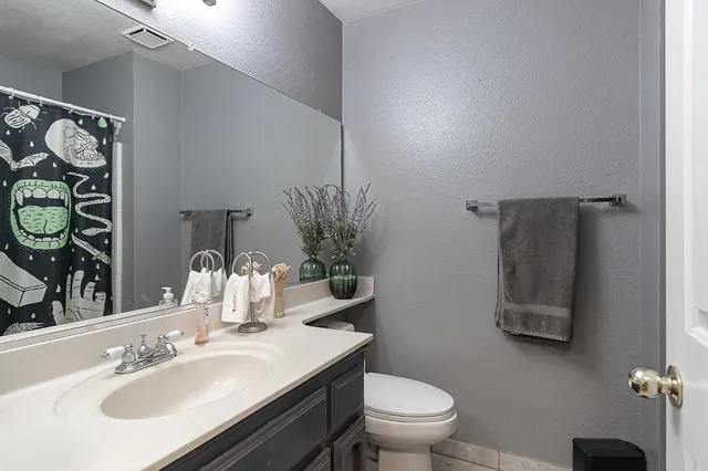 $580,000 | 2816 Canyon Drive, Modesto, CA 95351