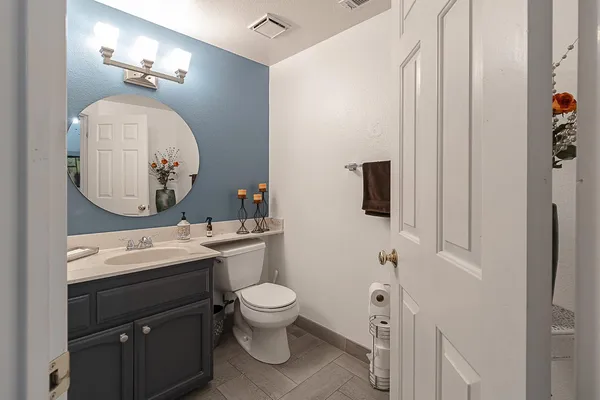 $574,999 | 2816 Canyon Drive, Modesto, CA 95351