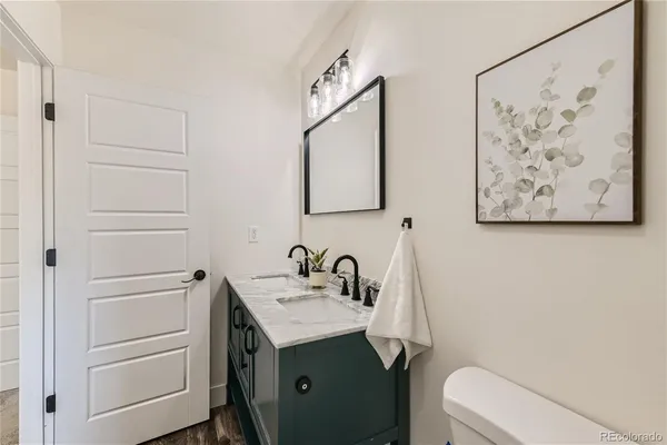 $500,000 | 1702 South Naples Street, Aurora, CO 80017