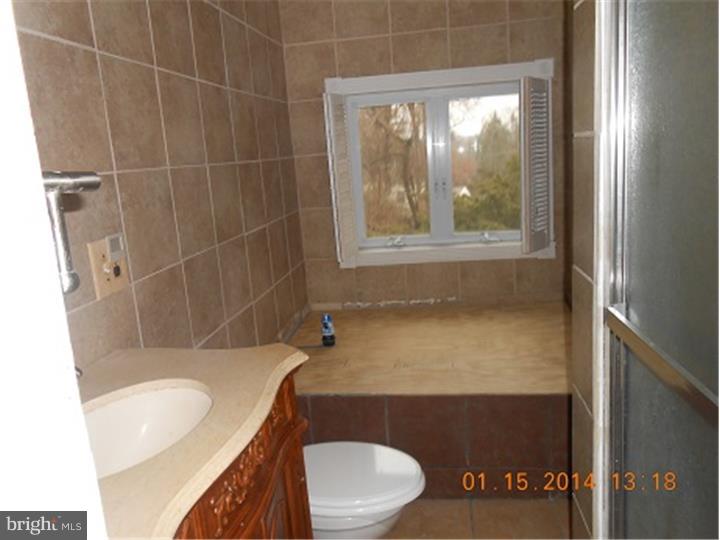 115 Eaton Drive Wayne, PA 19087 - Photo 10 of 18 Master Bathroom