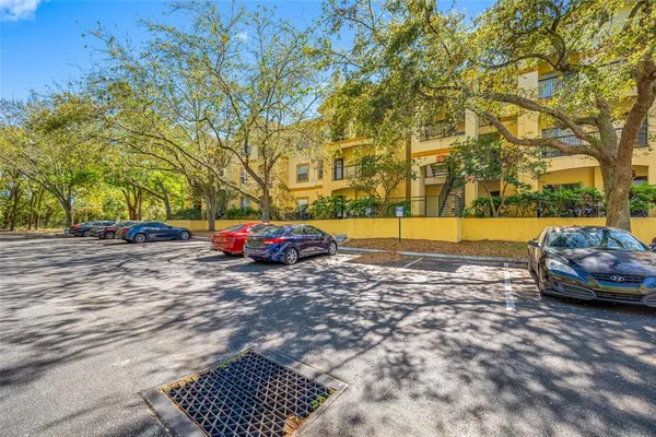 $1,400 | 5612 Pinnacle Heights Circle, Unit 206, Tampa, FL 33624
