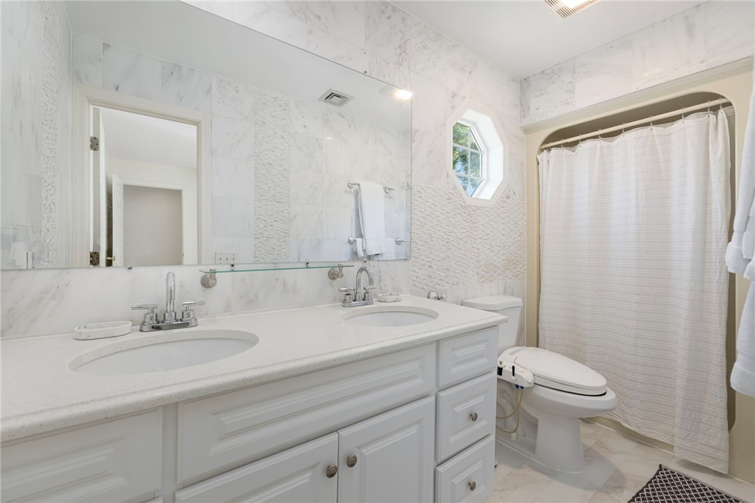 223 Corey Lane Middletown, RI 02842 - Photo 23 of 35