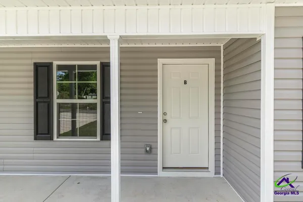 $1,550 | 302 South 2nd Street, Warner Robins, GA 31088