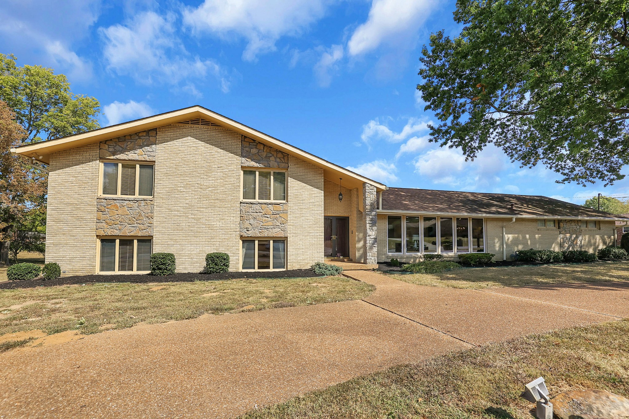 321 Rising Sun Lane Old Hickory, TN 37138 - Photo 5 of 60 Gallery Image 5