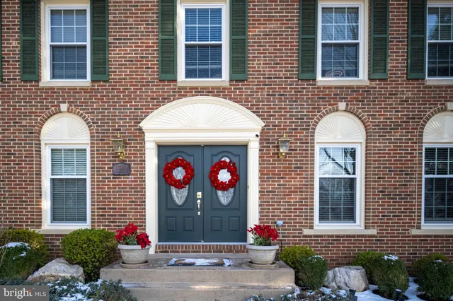 $885,000 | 13953 Oleander Court, Woodbridge, VA 22193