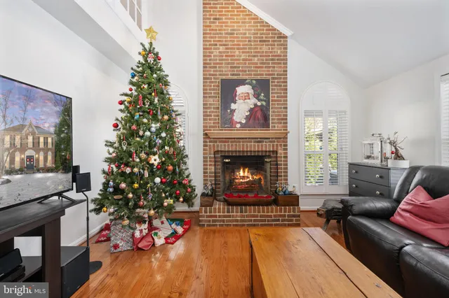 $885,000 | 13953 Oleander Court, Woodbridge, VA 22193