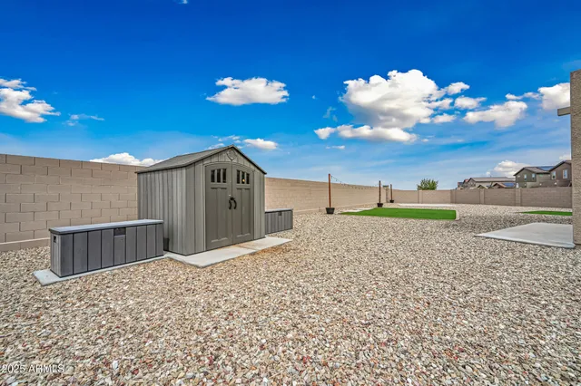 $2,150 | 295 North 199th Drive, Buckeye, AZ 85326