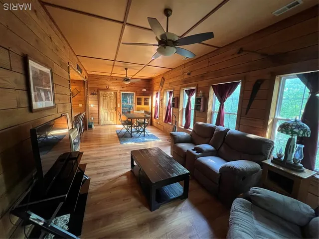 $197,500 | 171 Bluffview Circle, Piedmont, MO 63957