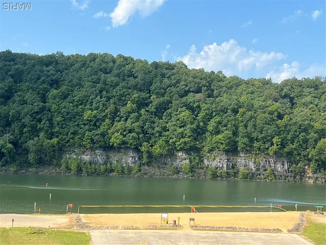 $197,500 | 171 Bluffview Circle, Piedmont, MO 63957