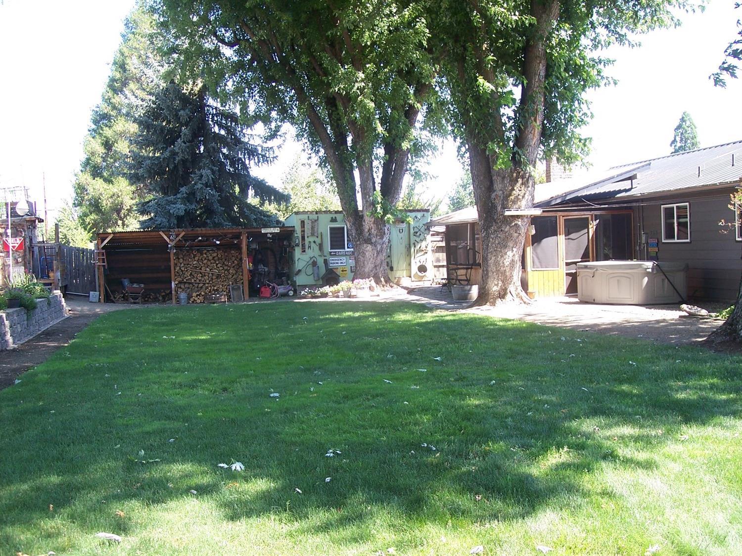 901 Comet Way Central Point, OR 97502 - Photo 18 of 19 Additional Photo
