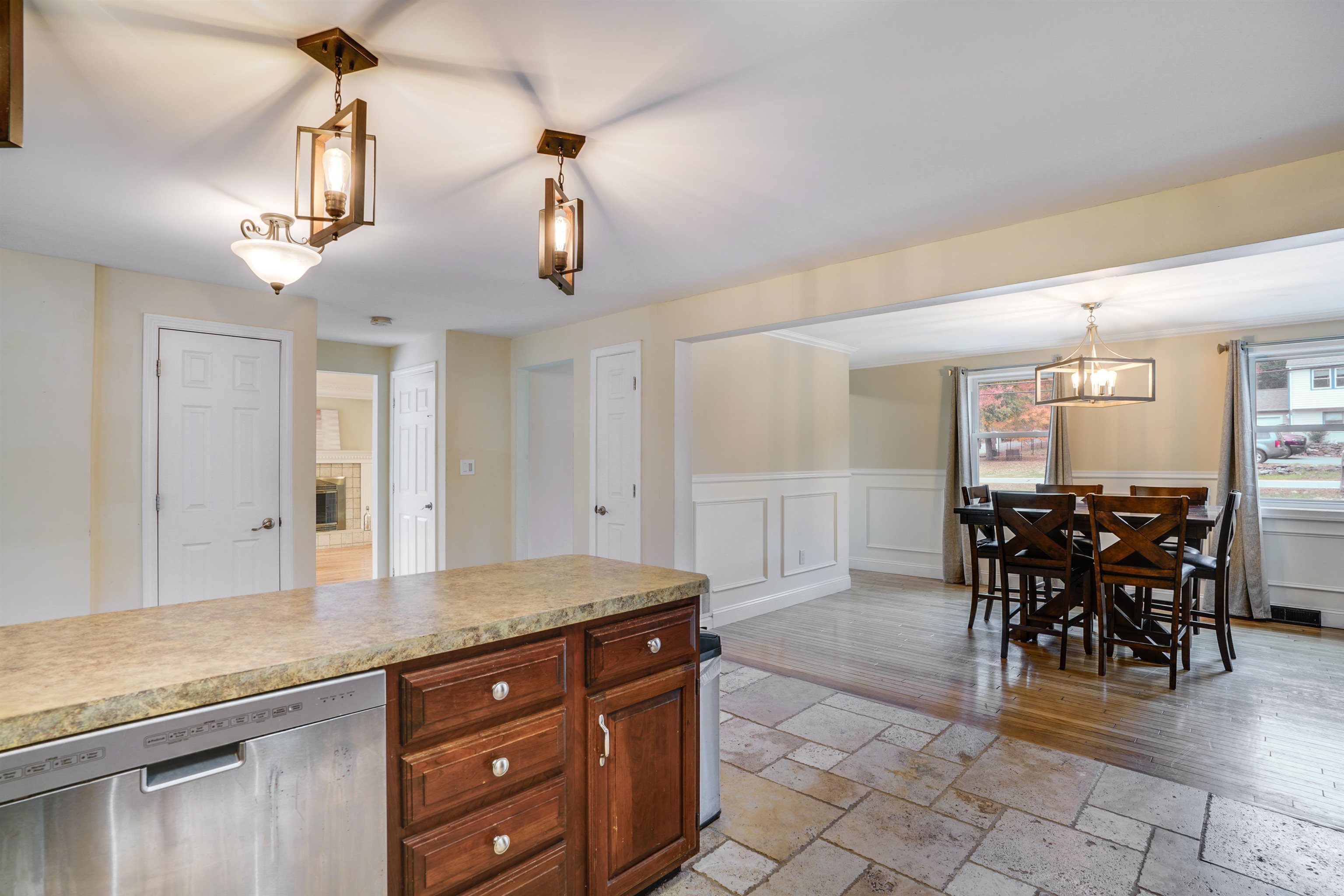 759 Cohas Avenue Manchester, NH 03109 - Photo 15 of 60