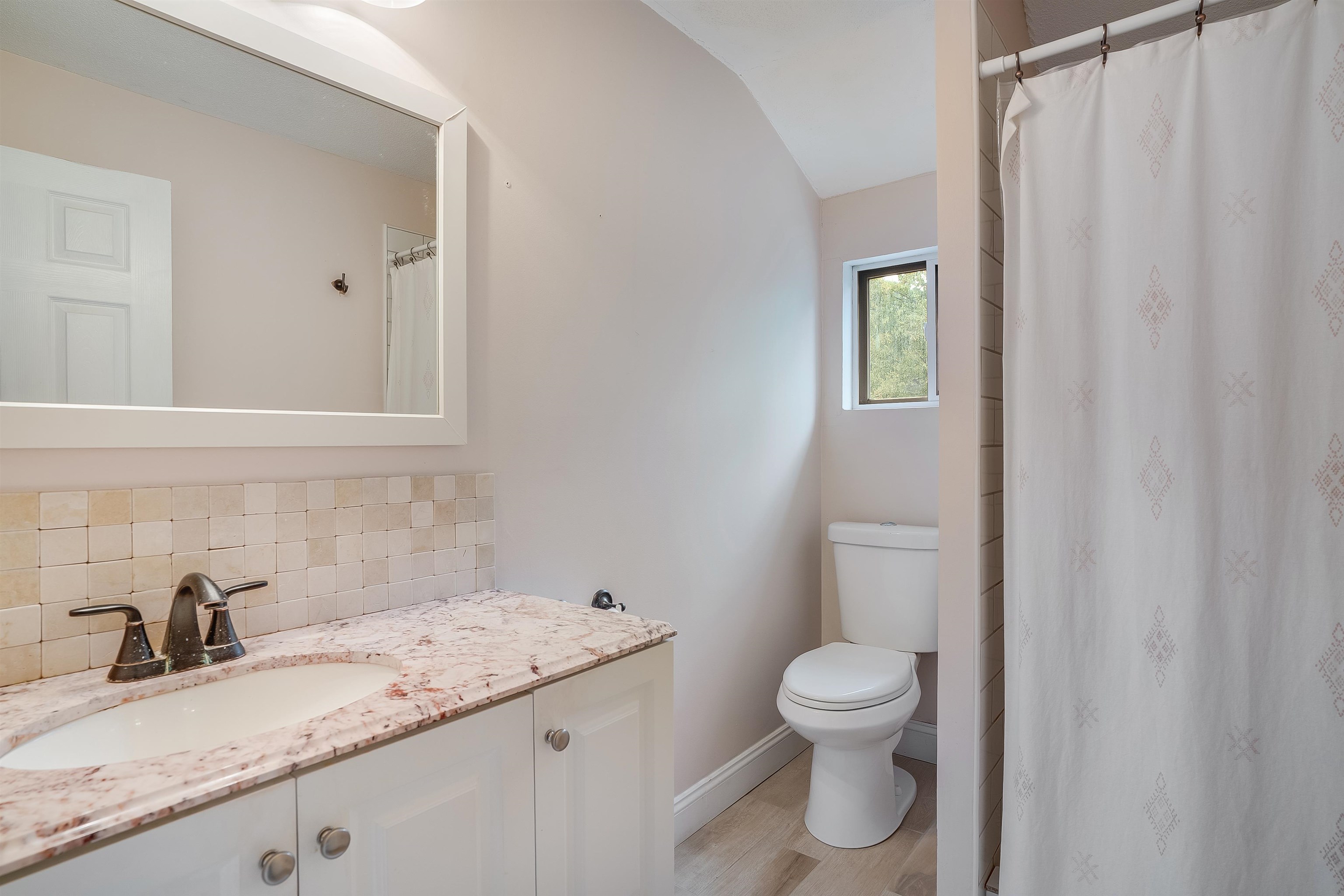 759 Cohas Avenue Manchester, NH 03109 - Photo 26 of 60