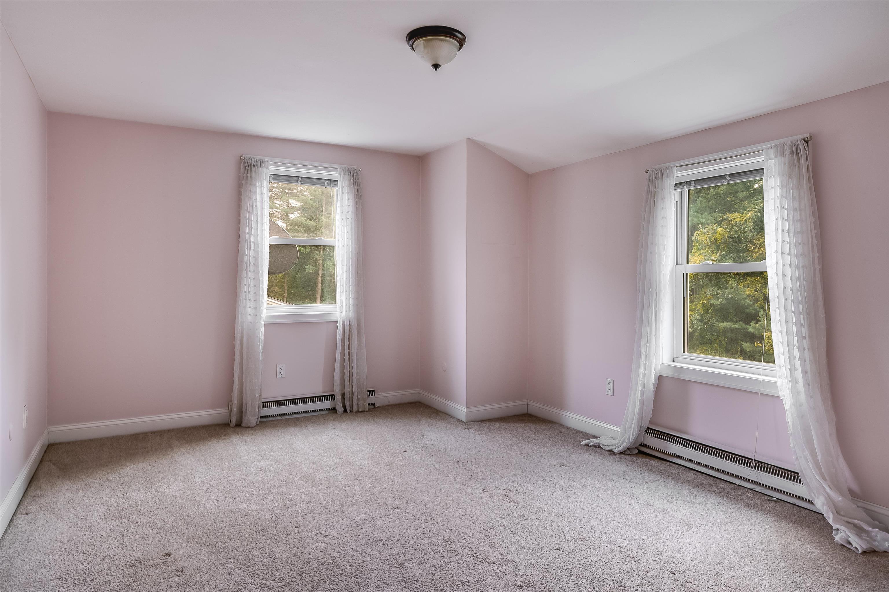 759 Cohas Avenue Manchester, NH 03109 - Photo 27 of 60