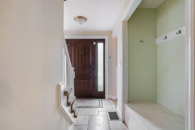 $599,900 | 759 Cohas Avenue, Manchester, NH 03109