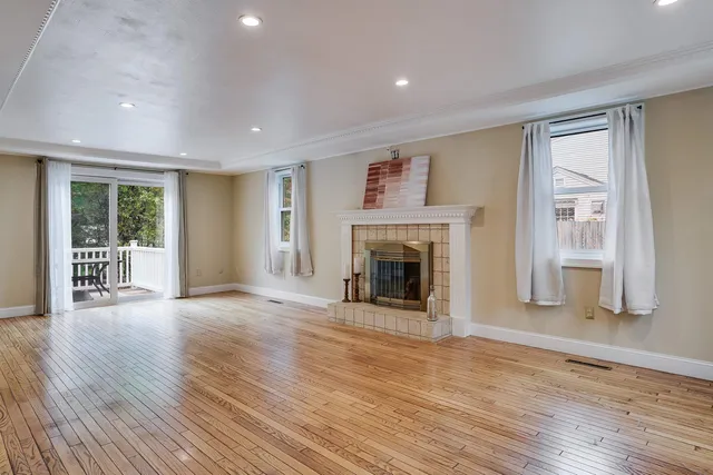 $599,900 | 759 Cohas Avenue, Manchester, NH 03109