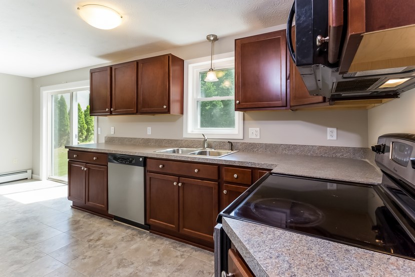 22 A River Road, Unit A Hudson, NH 03051 - Photo 4 of 30