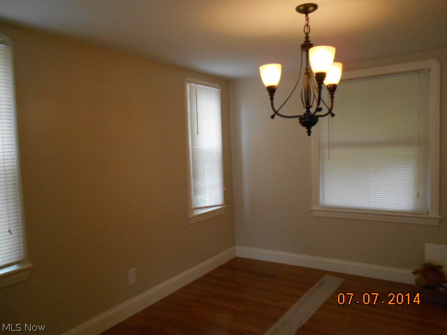 12816 Thraves Road Cleveland, OH 44125 - Photo 4 of 10