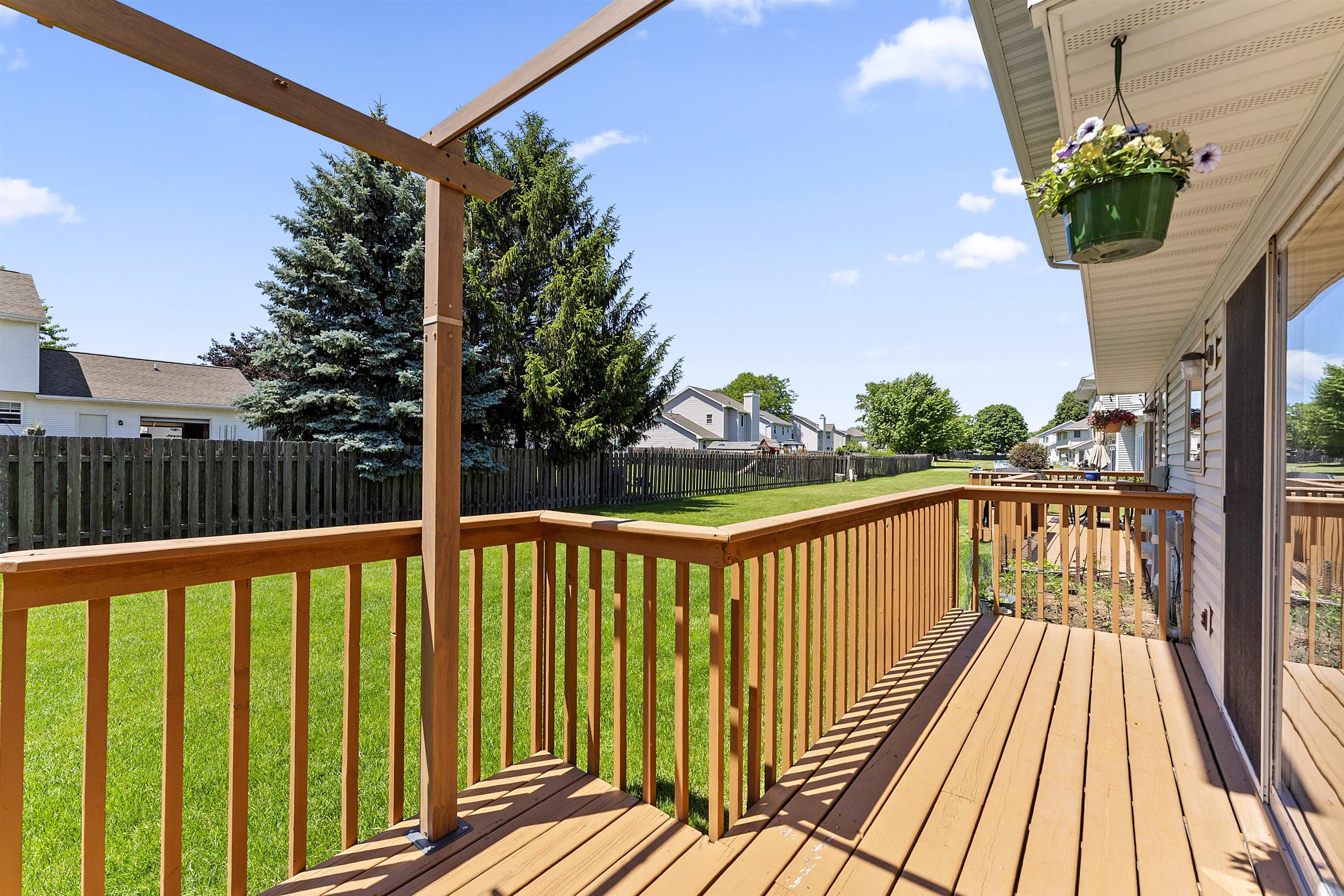 2364 Cedar Ridge Green Bay, WI 54313 - Photo 10 of 90