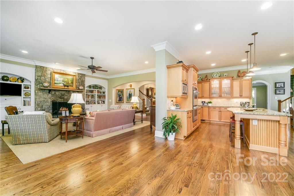 2226 Vernon Drive Charlotte, NC 28211 - Photo 9 of 44