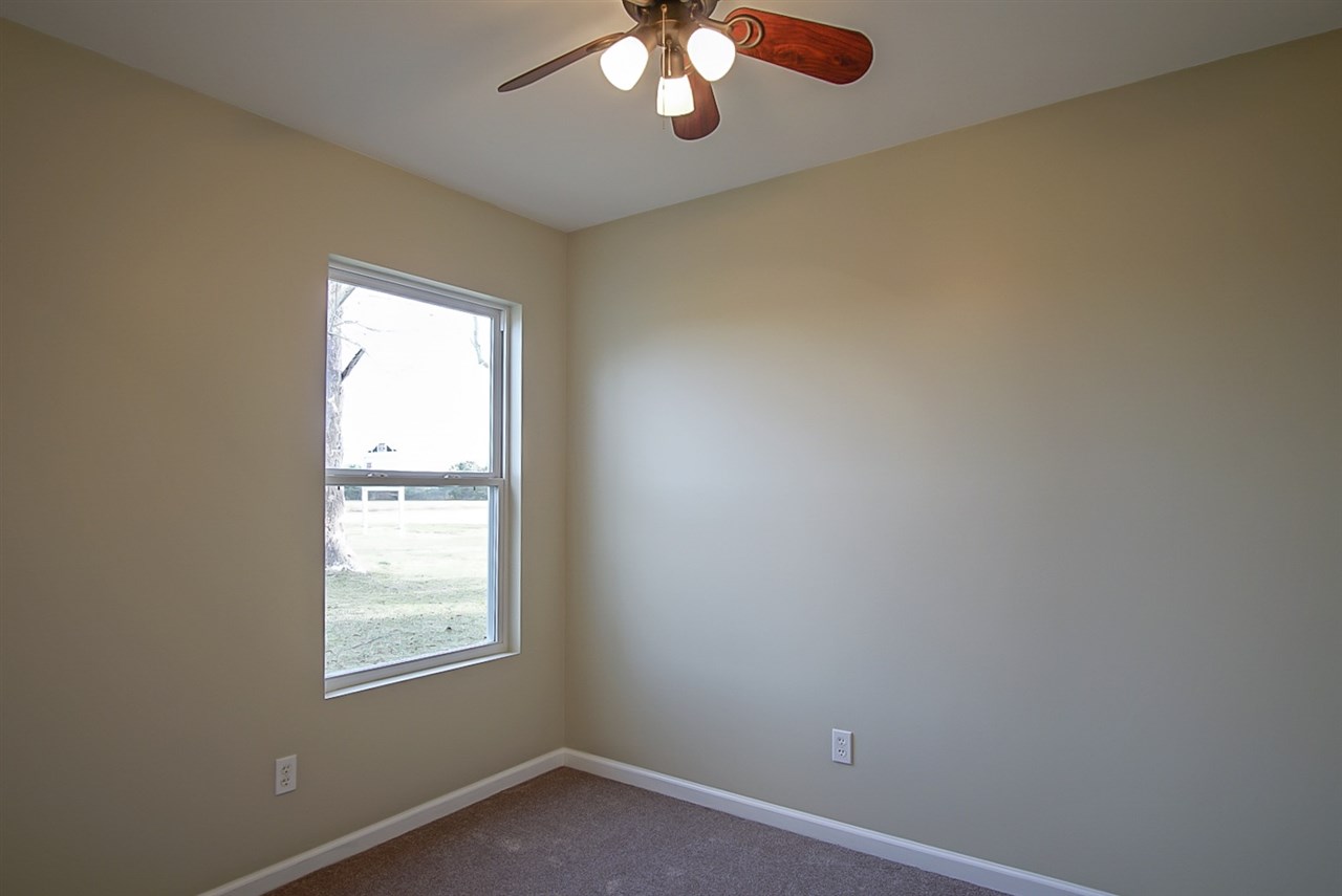 27074 Highway 98 Elberta, AL 36530 - Photo 12 of 24