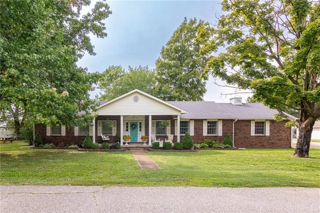 $260,000 | 801 South Jefferson Street, Weir, KS 66781