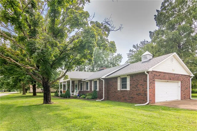 $260,000 | 801 South Jefferson Street, Weir, KS 66781