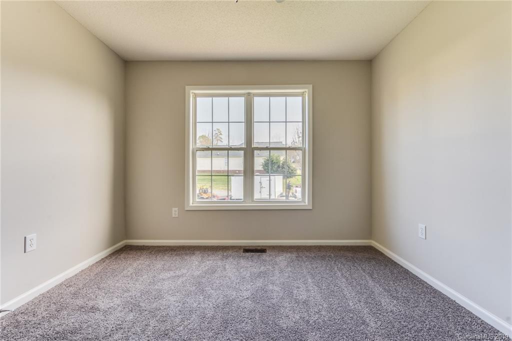 2435 Hawk Ridge Drive Gastonia, NC 28056 - Photo 12 of 16 Gallery Image 12