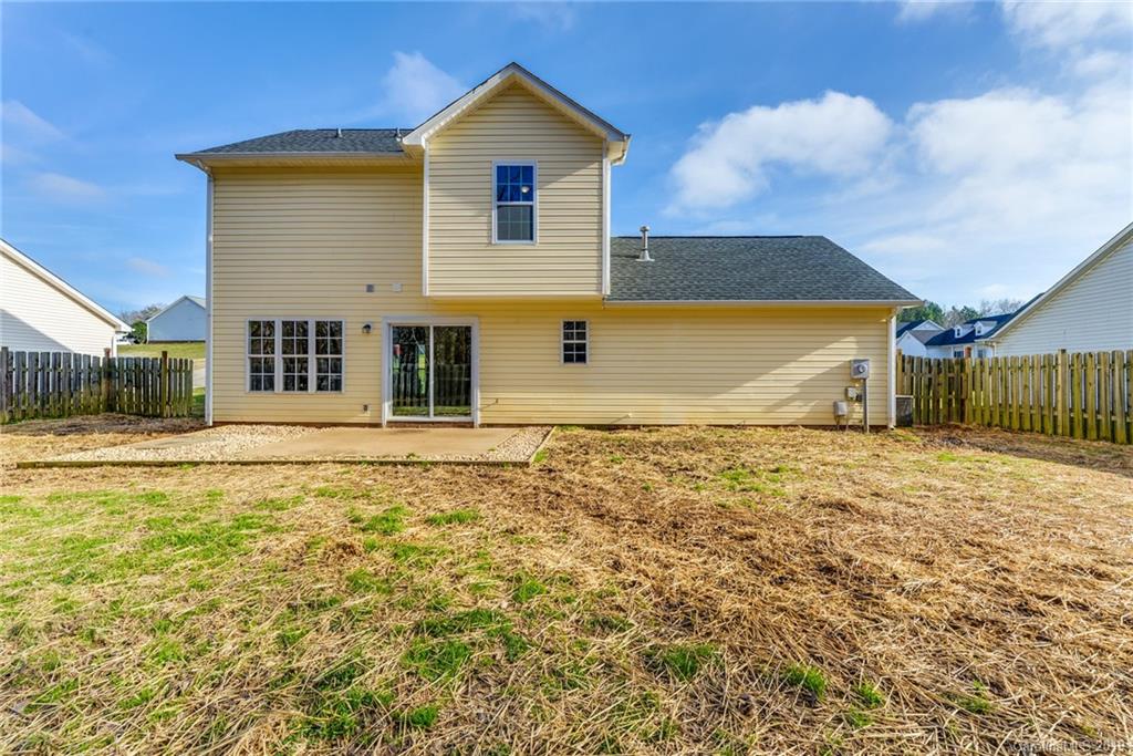 2435 Hawk Ridge Drive Gastonia, NC 28056 - Photo 5 of 16 Gallery Image 5
