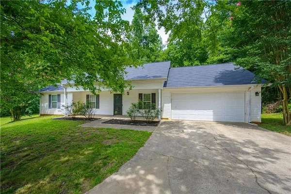 $285,000 | 117 Lighthouse Circle, Maysville, GA 30558
