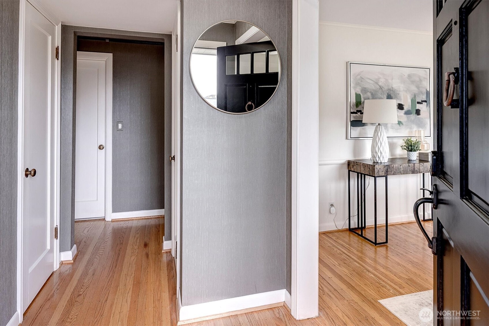 3240 West Viewmont Way West Seattle, WA 98199 - Photo 5 of 37
