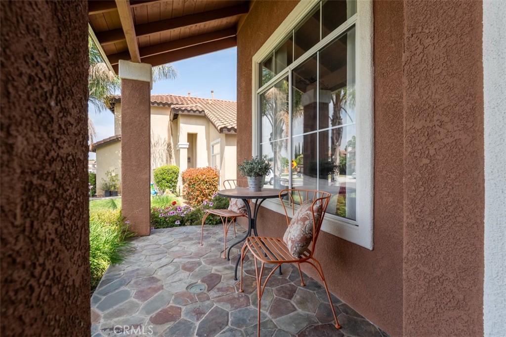 962 Kilmarnock Way Riverside, CA 92508 - Photo 4 of 56