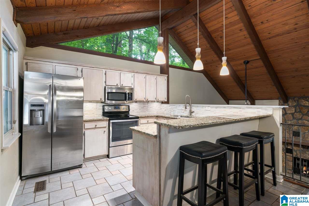 2816 Altadena South Way Birmingham, AL 35244 - Photo 4 of 25