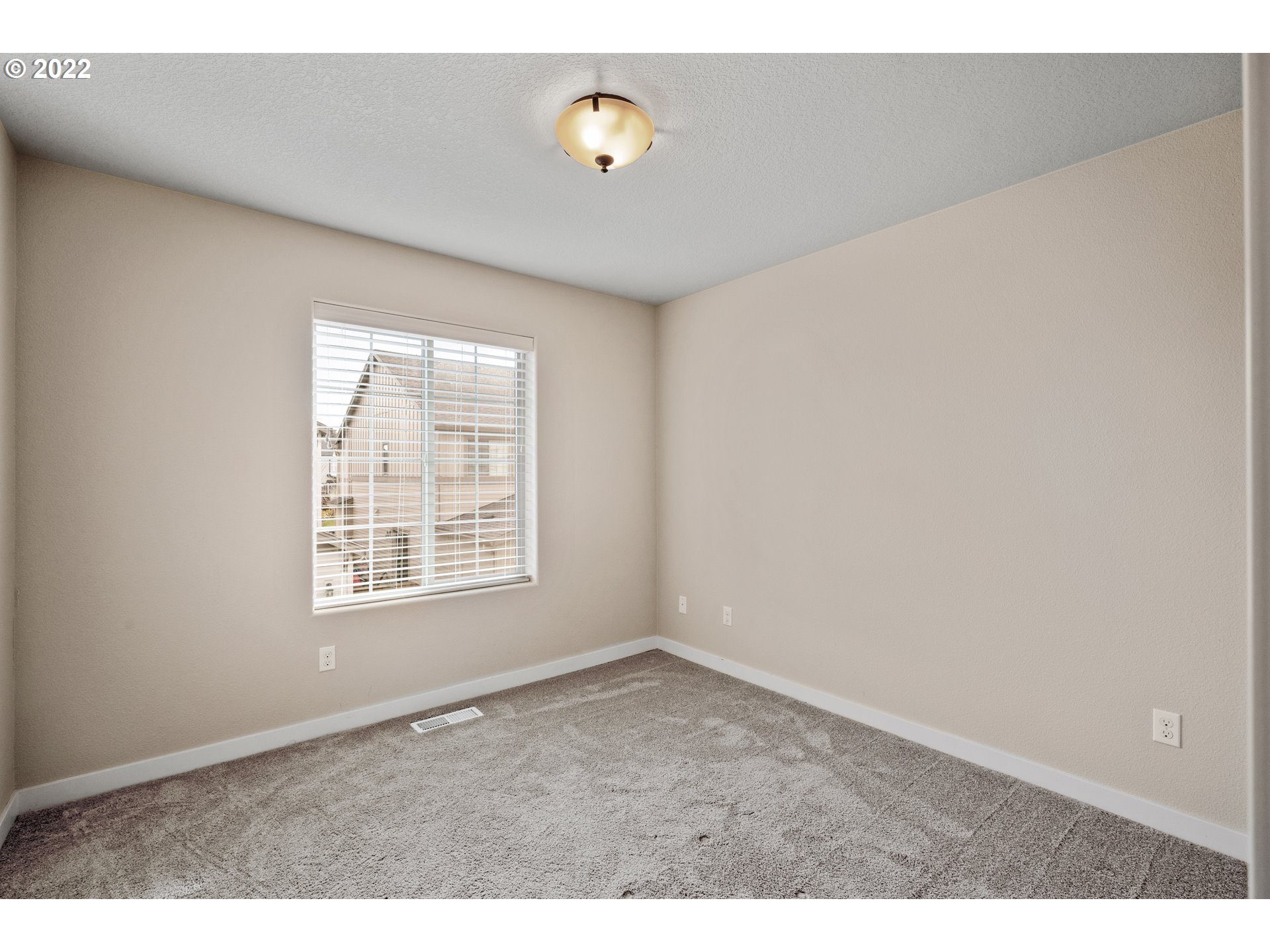 28542 Southwest Geneva Loop Wilsonville, OR 97070 - Photo 25 of 30 Gallery Image 25