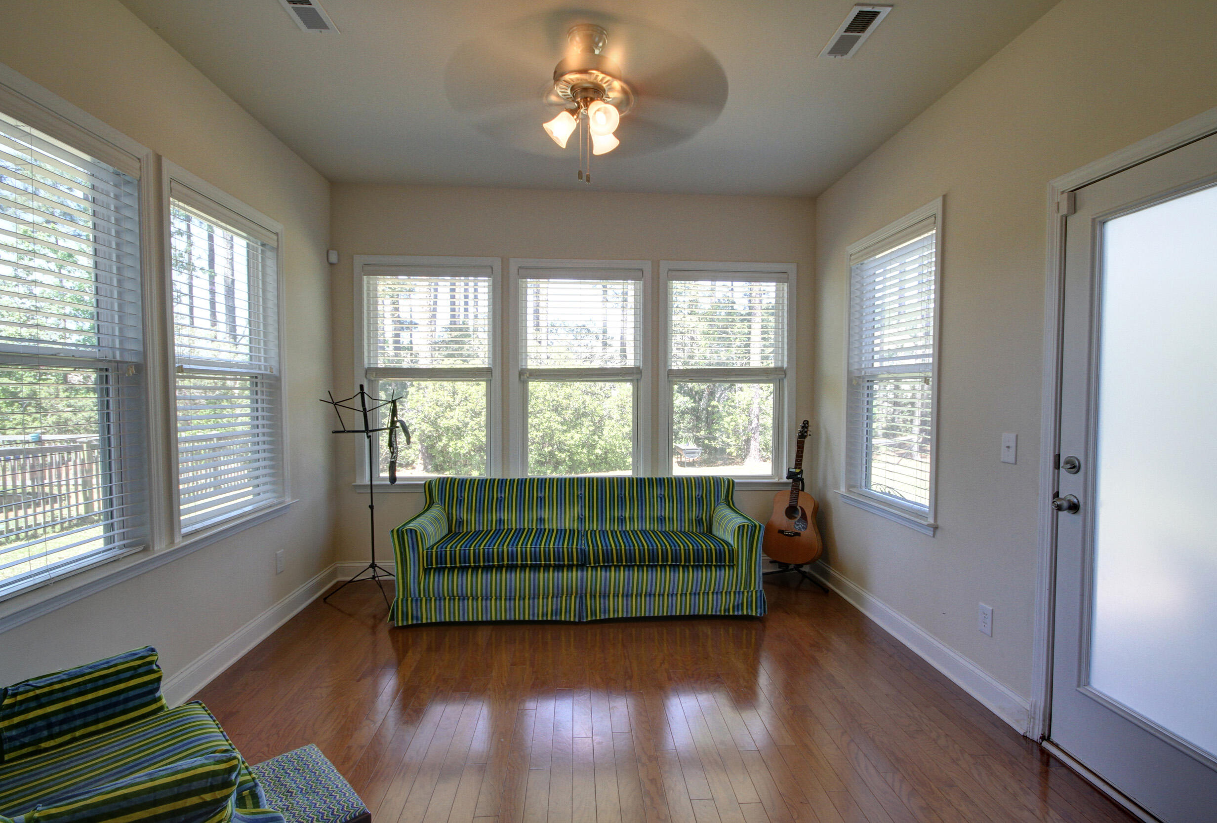 252 Decatur Drive Summerville, SC 29486 - Photo 13 of 40 252 Decatur Dr_124
