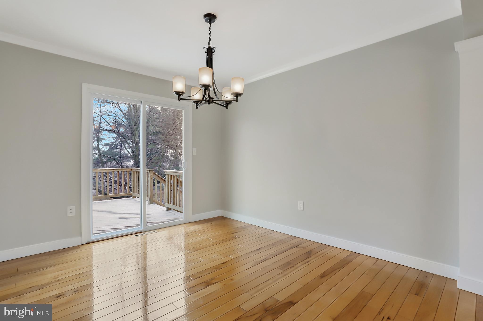 4355 Ridge Road Mount Airy, MD 21771 - Photo 23 of 54 a view of a livingroom with wooden floor