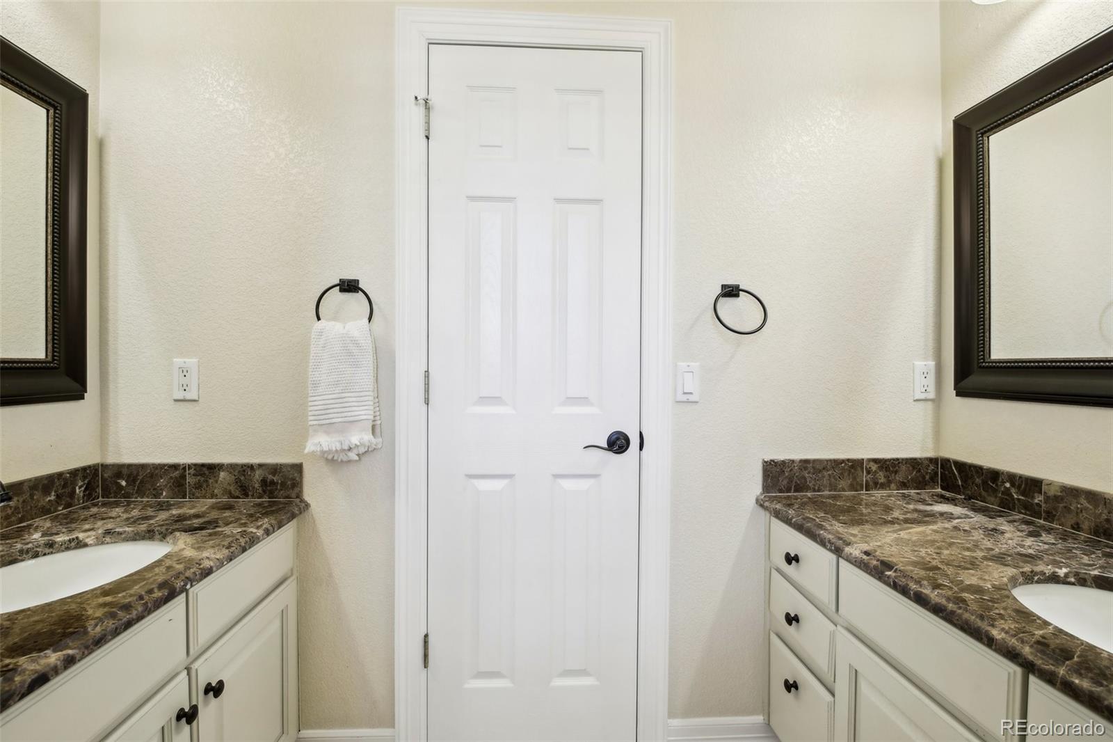 447 West Winterthur Way Highlands Ranch, CO 80129 - Photo 35 of 50 Gallery Image 35