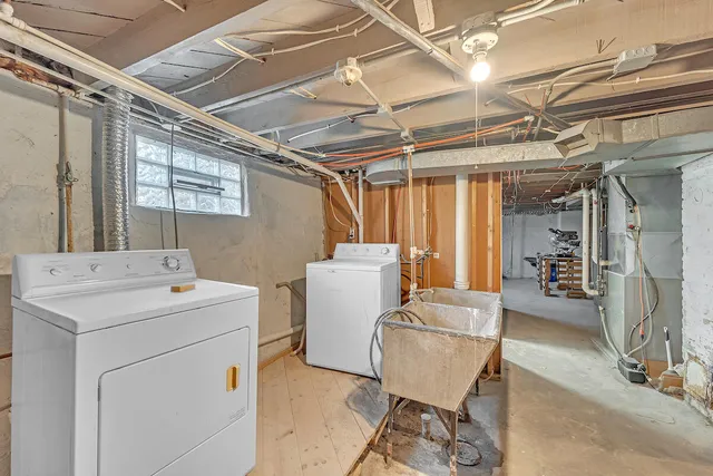 $185,000 | 1718 Flett Avenue, Racine, WI 53405