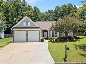 $2,600 | 304 Laurel Glen Crossing, Canton, GA 30114