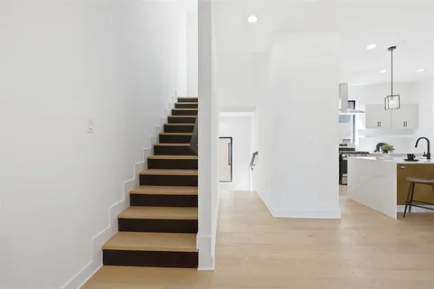 $629,000 | 2631 Kirby Street, Unit 102, Dallas, TX 75204