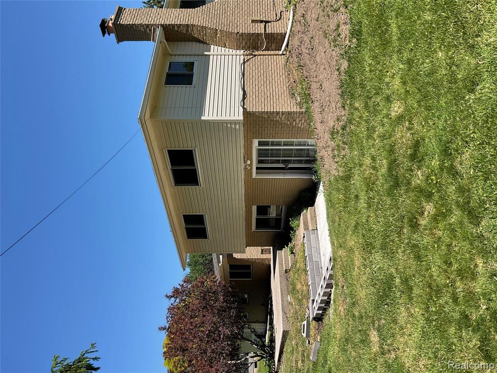 7096 Riverstone Road West Bloomfield, MI 48322 - Photo 4 of 26